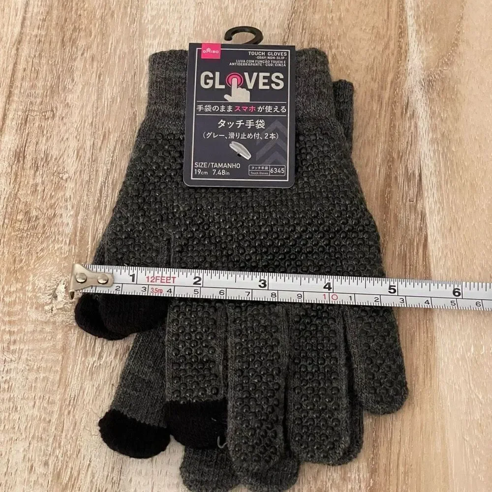 NWT 4 Daiso Digits Touchscreen Touch Screen Grey / Black Adult Warm Knit Gloves
